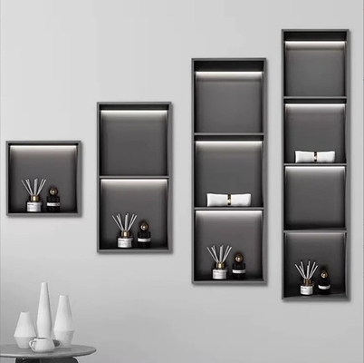 Belle conception de la douche en acier inoxydable mat noir pour la salle de bain carreaux insert