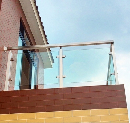 Barrière en acier inoxydable en verre pour les escaliers, pour les terrasses, pour les terrasses horizontales, pour les terrasses de balcons