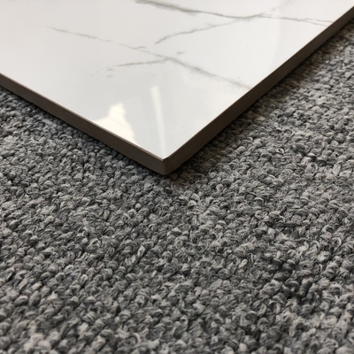 Hôtel Villa Carreaux de tuiles de marbre Sol 60x60 pour le mur de fond blanc dans le salon