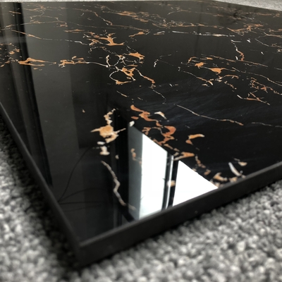 Marbre noir et or chic plancher de salle de bain Carreaux en céramique pour le plancher