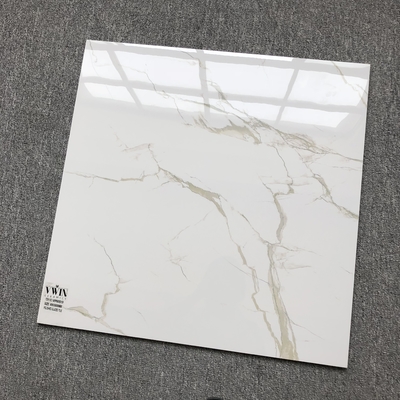 600*600mm Porcelaine Or. Blanc Pour un charme intemporel