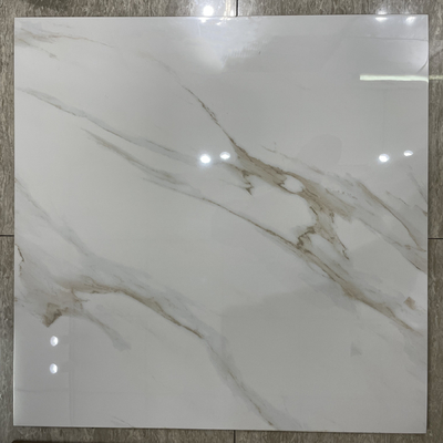 Porcelaine à corps complet résistant aux acides Polissé 60x60 Carreaux avec du marbre d'or Calacatta