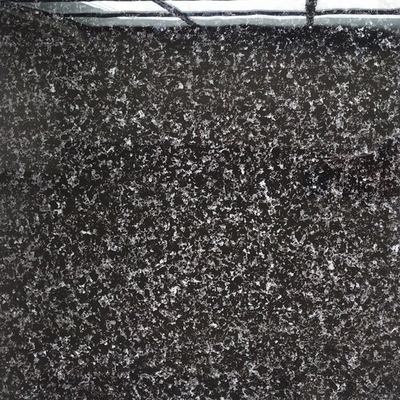 Des carreaux de granit Galaxy noir abordables pour les murs et le sol des salles de bains aux Philippines