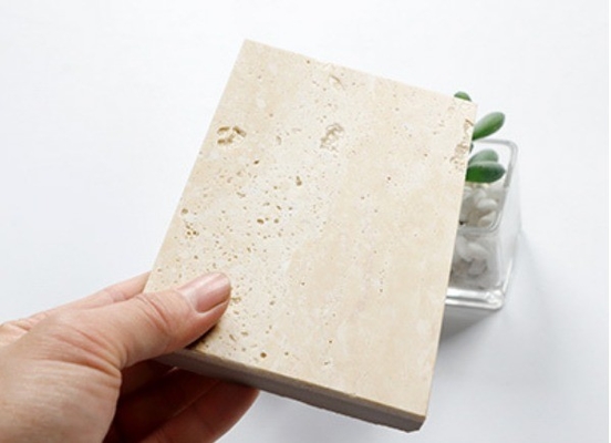 Carreaux de porcelaine crème de 60x60 de qualité AAA Carreaux de travertin poli pour applications intérieures