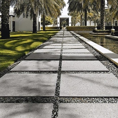 2 cm d'épaisseur Carreaux de sol en béton granit extérieur pour les patios de piscine de style design moderne